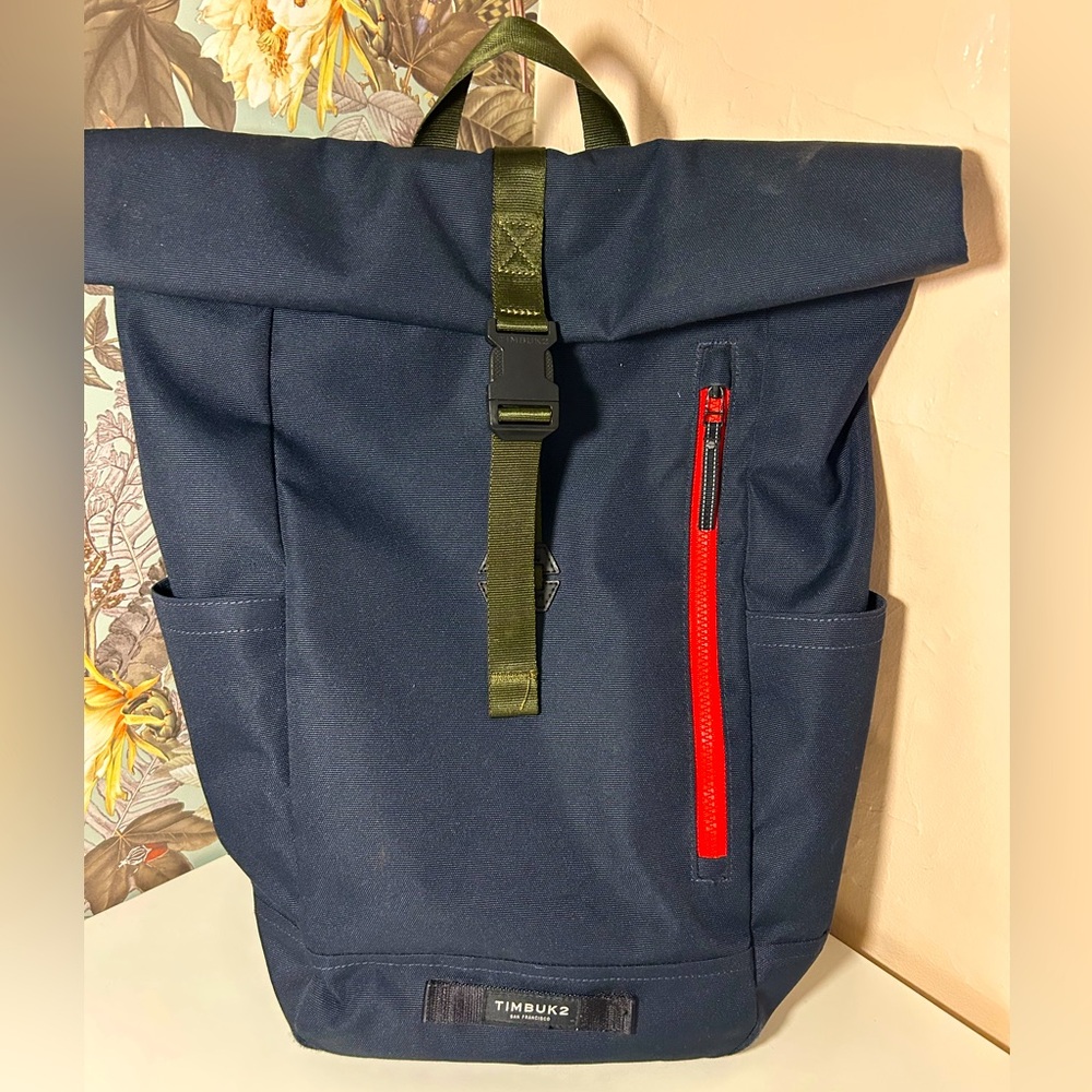 Timbuk2 Navy Backpack with Olive Strap and Red Zipper